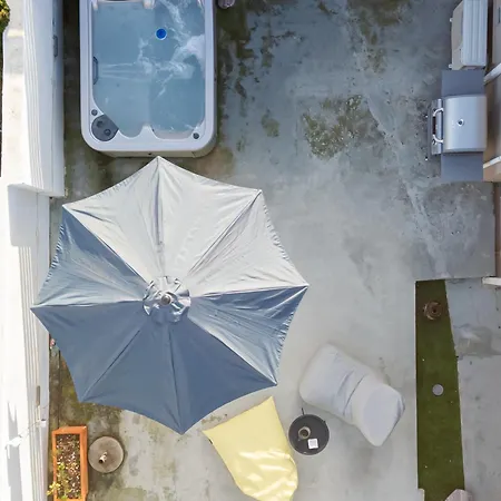 The Granny's House * Kiáton